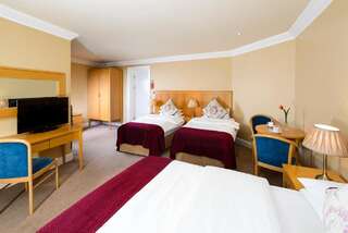 Отель Dingle Bay Hotel Дингл Двухместный номер с 2 отдельными кроватями-5